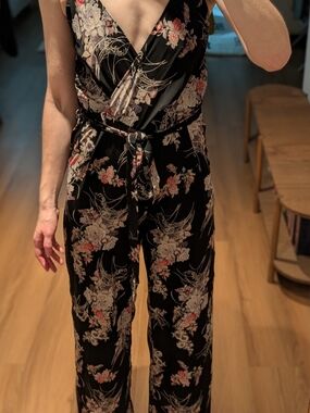 Floral V-Neck Tie-Waist Black Jumpsuit